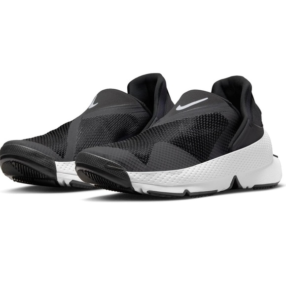 Nike Other - Nike Go Flyease Black and White Slip-On Sneaker shoes men’s 9